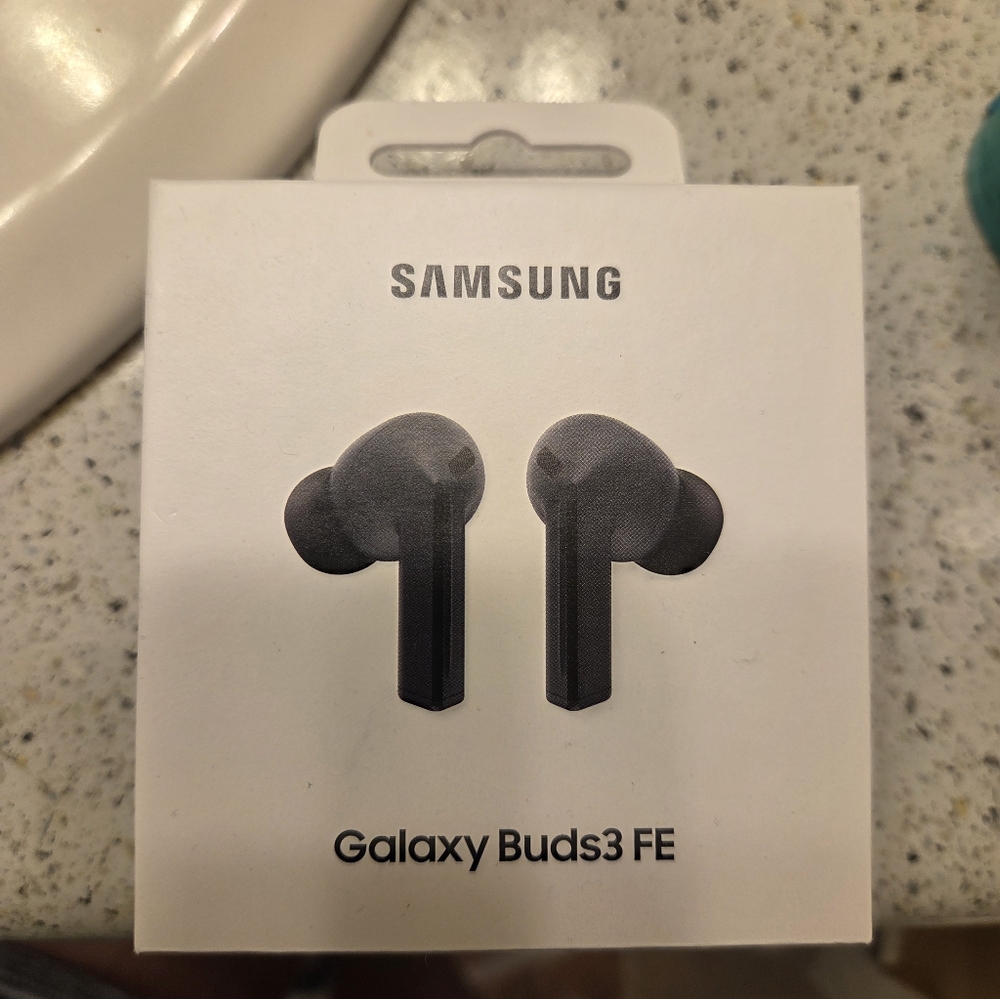 Samsung Galaxy Buds3 FE Charcoal